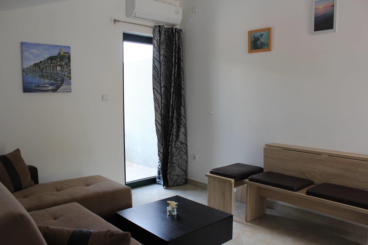 Apartments 4 Sailors Каменари Екстериор снимка